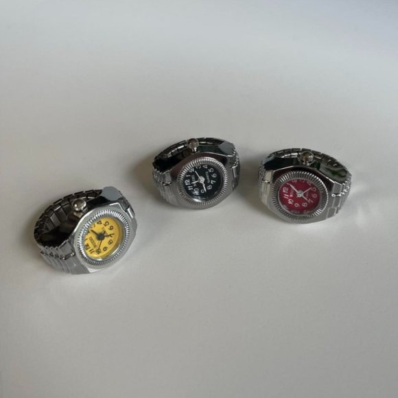 Y2K 2000s Vintage Retro Silver Tone Watch Ring with Round Face - Picture 4 of 7